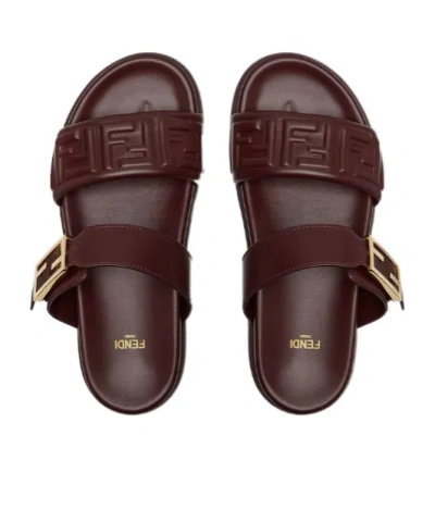 Fendi Feel Embossed Ff Leather Flat Sandals In Burgundy