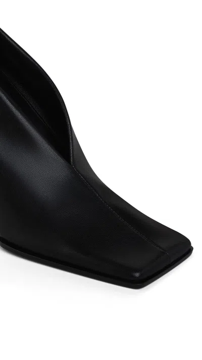 Alaïa Square Leather High Heels In Black