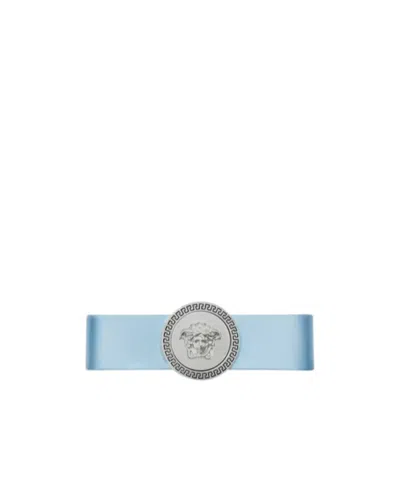 Versace Gianni Ribbon Silk-blend Hair Clip In Blue