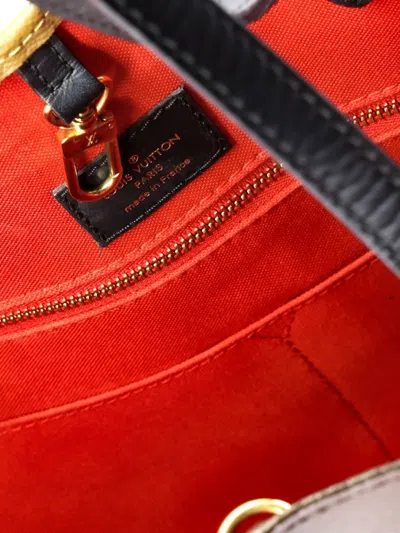 Pre-owned Louis Vuitton Onthego Reverse Monogram Giant Gm Tote Bag In Brown