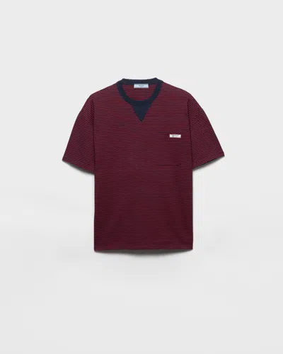 Prada Oversize-t-shirt Aus Gestreiftem Jersey In Burgundy