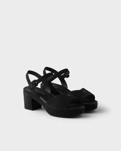 Prada Sandalen Aus Gepolstertem Wildleder In Black