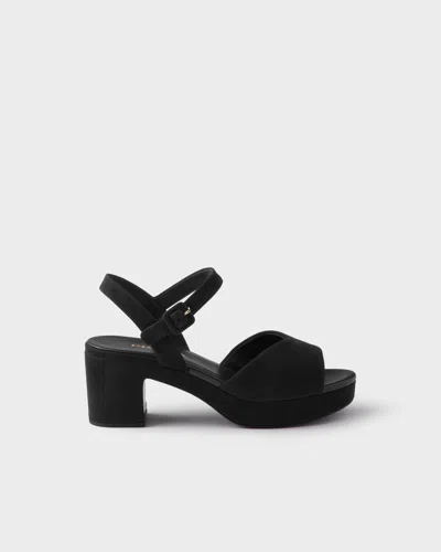 Prada Sandalen Aus Gepolstertem Wildleder In Black