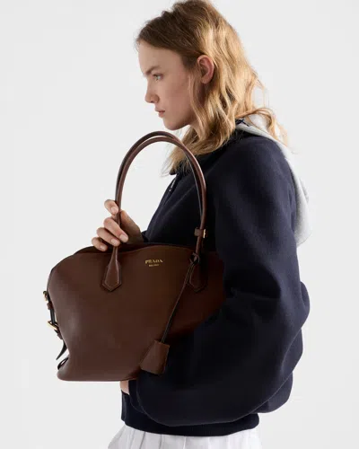 Prada Grosse Tote Bag Aus Leder In Brown