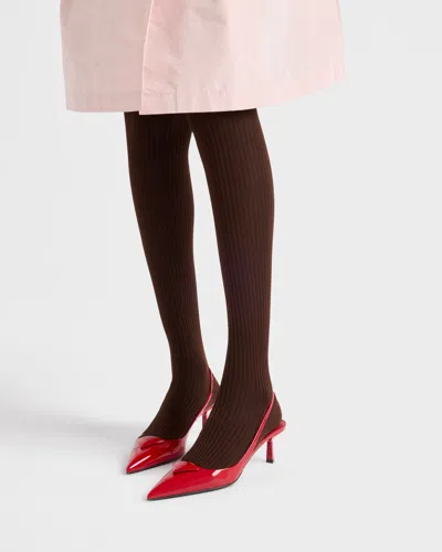 Prada Slingback-pumps Aus Lackleder In Red