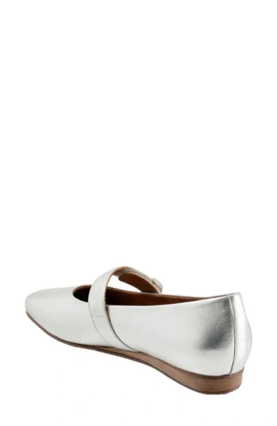 Softwalk ® Valdivia Mary Jane Flat In Silver