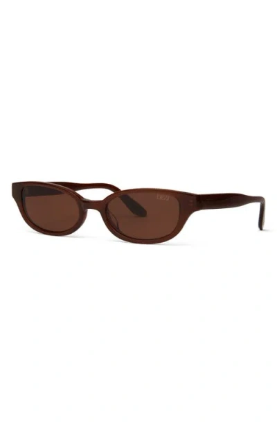 Dezi Gia Rectangular Gradient Sunglasses In Brown