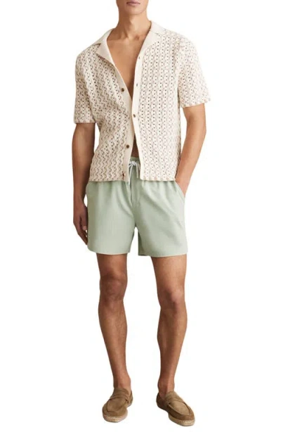 Reiss Cliff Water Resistant Swim Trunks In Green