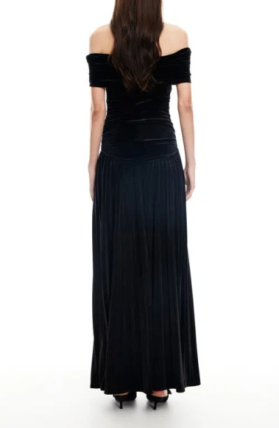 Lioness Field Of Dreams Off The Shoulder Velvet Maxi Dress In Black