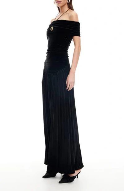 Lioness Field Of Dreams Off The Shoulder Velvet Maxi Dress In Black