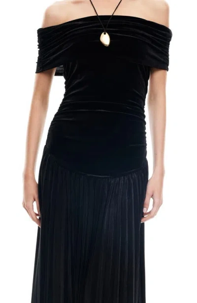 Lioness Field Of Dreams Off The Shoulder Velvet Maxi Dress In Black