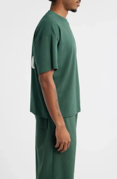 Elwood Boxy Heavyweight Cotton Crop T-shirt In Green