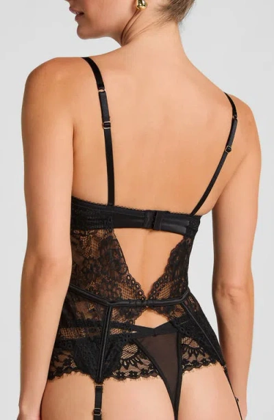 Hunkemoller Hunkemöller Anna Strappy Underwire Lace Basque In Black