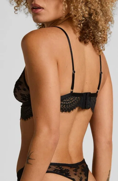 Hunkemoller Hunkemöller Lou Eyelash Lace Triangle Bralette In Black