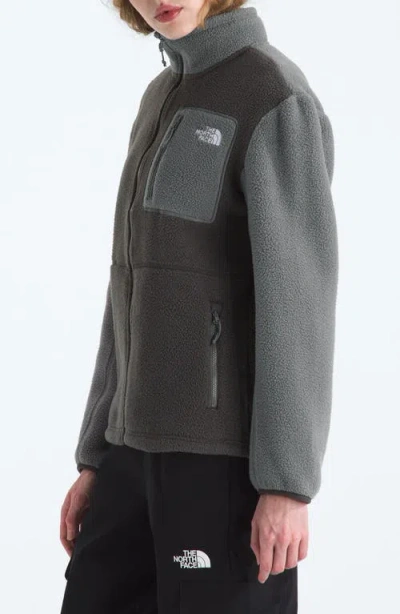 The North Face Yumiori Recycled Fleece Jacket In Gray