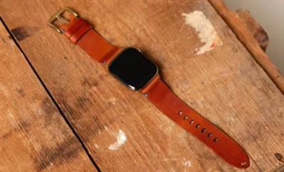 Bluebonnet The Companion Horween Leather Apple Watch Band In Brown