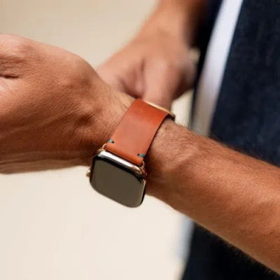 Bluebonnet The Companion Horween Leather Apple Watch Band In Brown