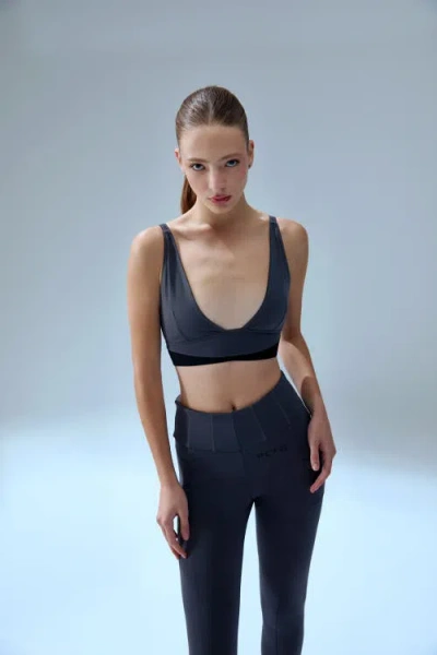 Pcfg Your *itch Active Top In Gray