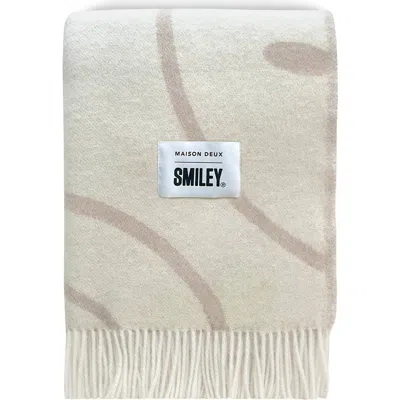 Maison Deux Smiley Blanket In White