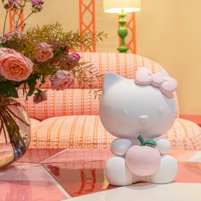 Leblon Delienne Hello Kitty With Apple Figurine In Pink