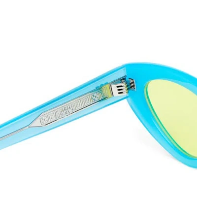 Vada Catfish Sunglasses In Blue