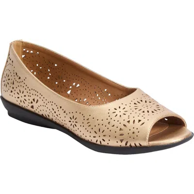 Comfortview The Korrina Slip On Flat In Gold