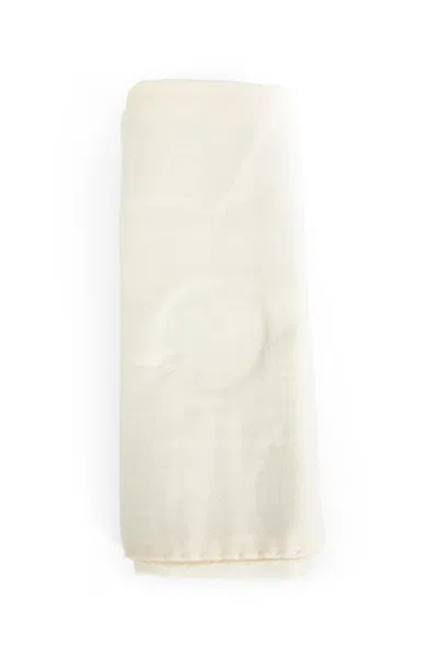 Destin Man White Scarves In White