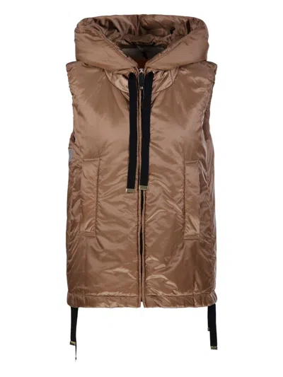 Max Mara The Cube Padded Vest With Hood In Waterproof Canvas In Brown