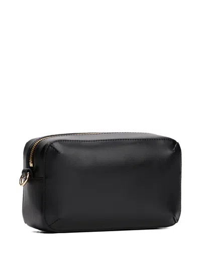 Tommy Hilfiger Logo-plaque Cross Body Bag In Black