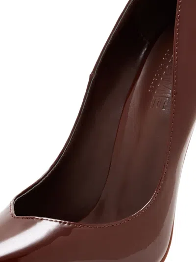 Femme La Rum Pointed-toe Pumps In Brown