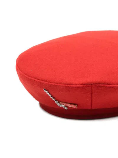 Barbour Red Hat With Flat Crown And Logo Plaque On The Side In Wool Woman In Red
