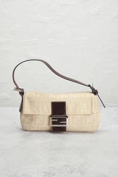 Pre-owned Fendi Zucca Baguette Shoulder Bag In White