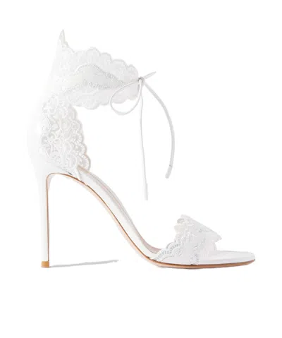 Gianvito Rossi Evie 105 Embroidered Leather Sandals In White