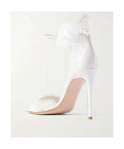 Gianvito Rossi Evie 105 Embroidered Leather Sandals In White