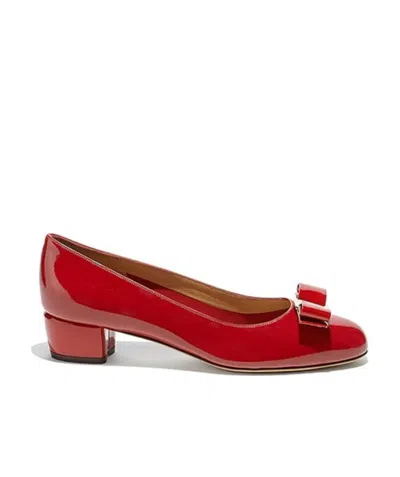 Ferragamo 30mm Vara Bow-detail Leather Pumps In Red