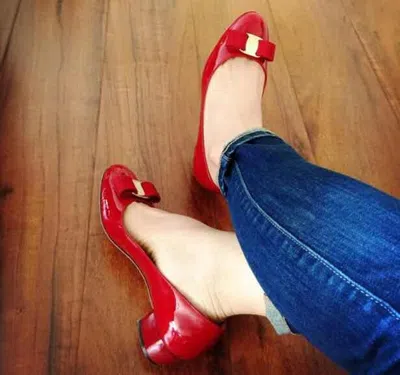 Ferragamo 30mm Vara Bow-detail Leather Pumps In Red