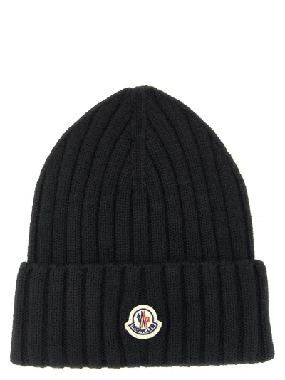 Moncler Logo Patch Beanie In Black