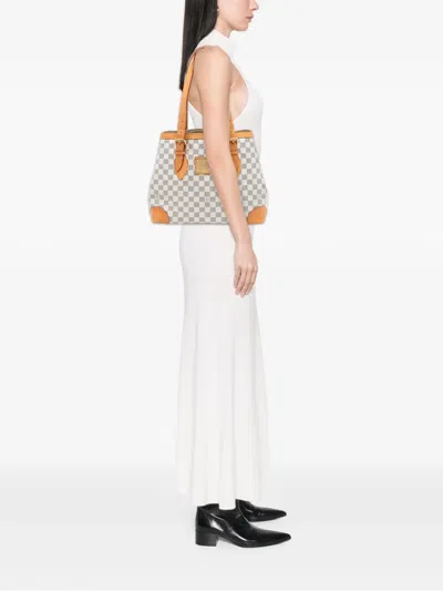 Pre-owned Louis Vuitton 2010 Damier Azur Hampstead Mm Tote Bag In White
