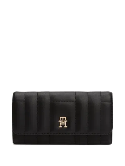 Tommy Hilfiger Quilted Logo-detail Wallet In Black