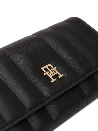 Tommy Hilfiger Quilted Logo-detail Wallet In Black