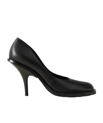 Dries Van Noten Leather Pumps In Black