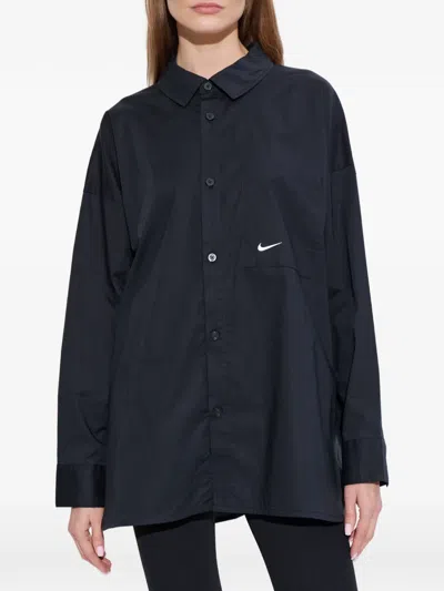 Nike Pocket Logo Shirt In Blue