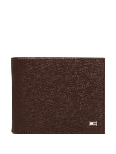 Tommy Hilfiger Grained Card Holder In Brown