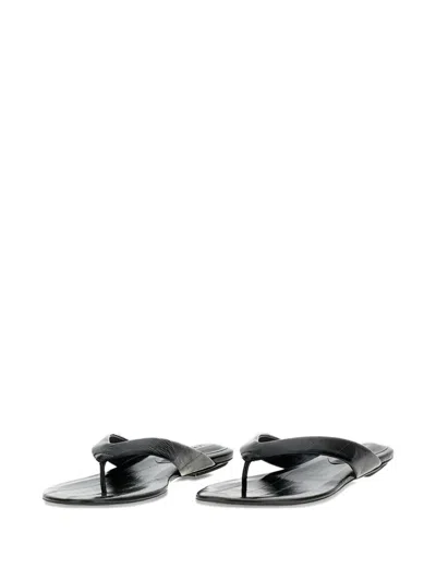 Le Monde Beryl Thong-strap Flat Sandals In Black