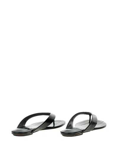 Le Monde Beryl Thong-strap Flat Sandals In Black