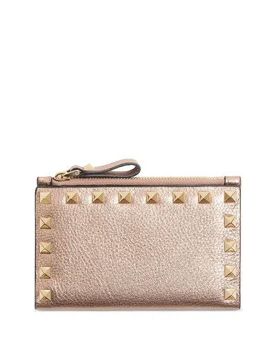 Valentino Rockstud Laminated Grainy Leather Card Holder In Pink