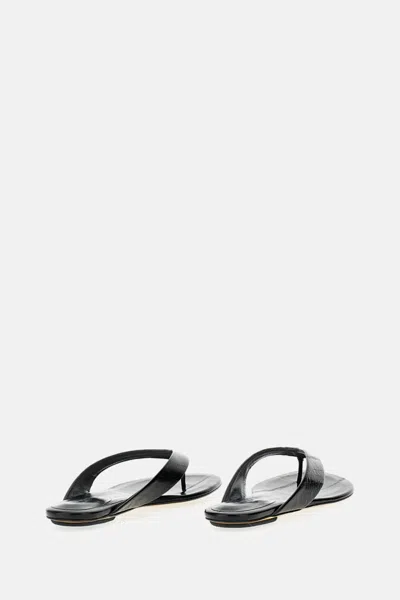 Le Monde Beryl Thong-strap Flat Sandals In Black