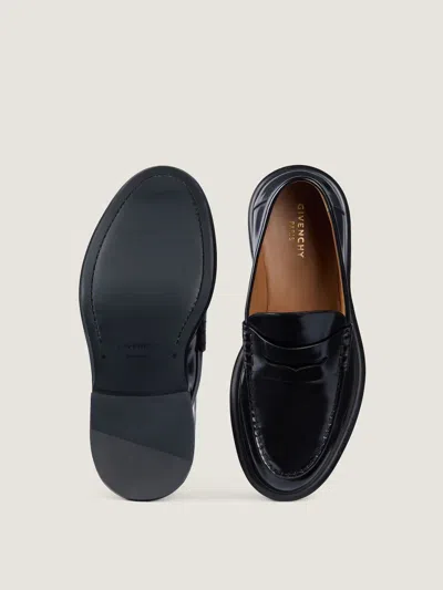 Givenchy Gent Loafers In Brushed Leather In Black