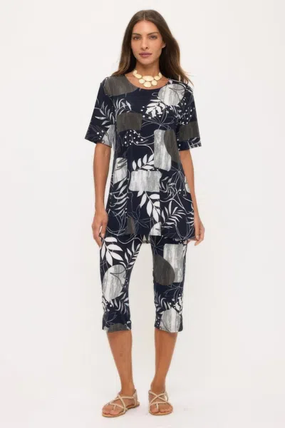 Truedames Print Bns Capri Pants Set In Black