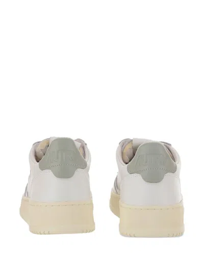 Autry Medalist Perforated Sneakers In Neutral